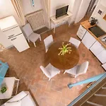 Azzurra Elegant Appartamento Firenze